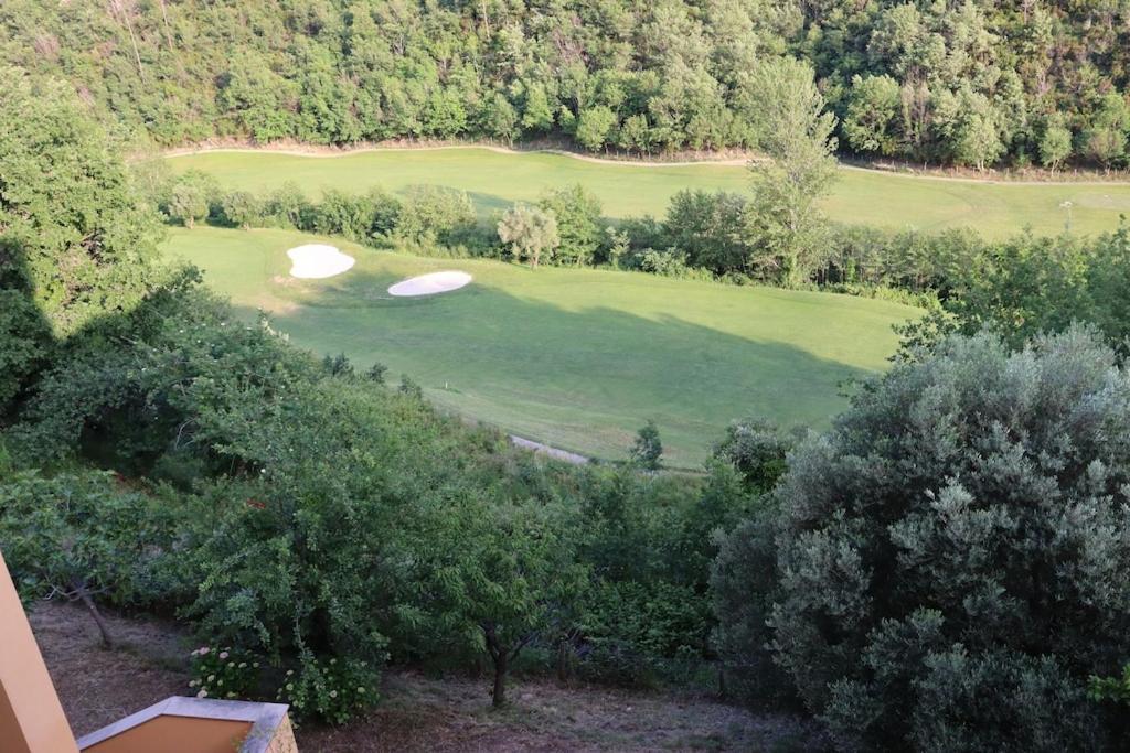 Appartement Dans Un Terrain De Golf, 5 Min De La Mer En Voiture, Parking Gratuit Коголето Екстер'єр фото